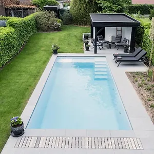 Bed & Breakfast Max, Zwijndrecht